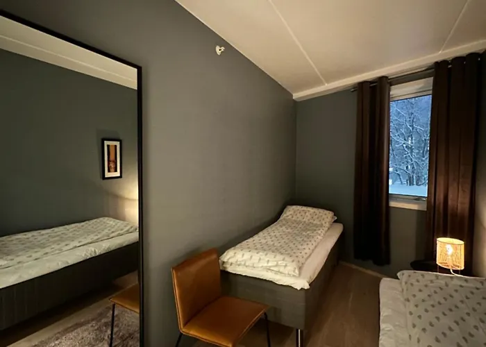 דירה Koselig Byleilighet Sor I Sentrum Av Tromso. טרומסה