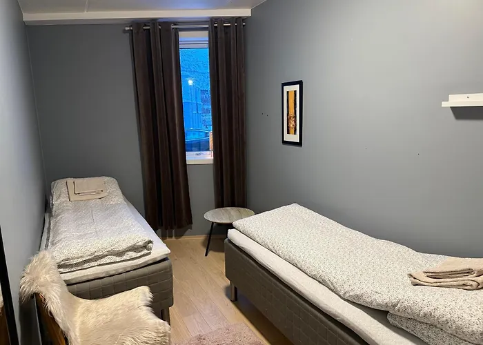 Koselig Byleilighet Sor I Sentrum Av Tromso. דירה